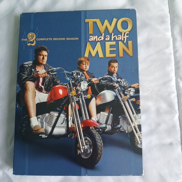 Two and A Half Men Season 2 Four Disk Box Set DVD - Picture 1 of 4